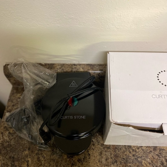 curtis stone Kitchen Curtis Stone Waffle Maker Poshmark